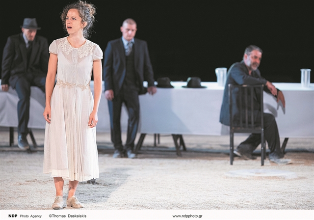 «Μεθυσμένο» καράβι