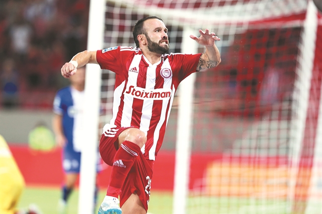 Αιώνιος έφηβος τον οδηγεί