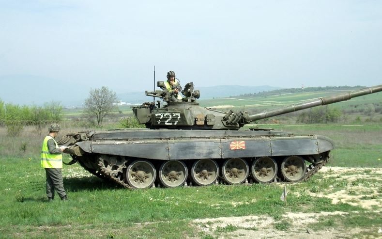 Οργή στη Μόσχα για τα άρματα μάχης που έστειλε η Β.Μακεδονία στην Ουκρανία