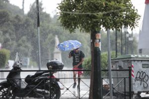 Αρναούτογλου: Ερχονται καταιγίδες το τριήμερο του Δεκαπενταύγουστου