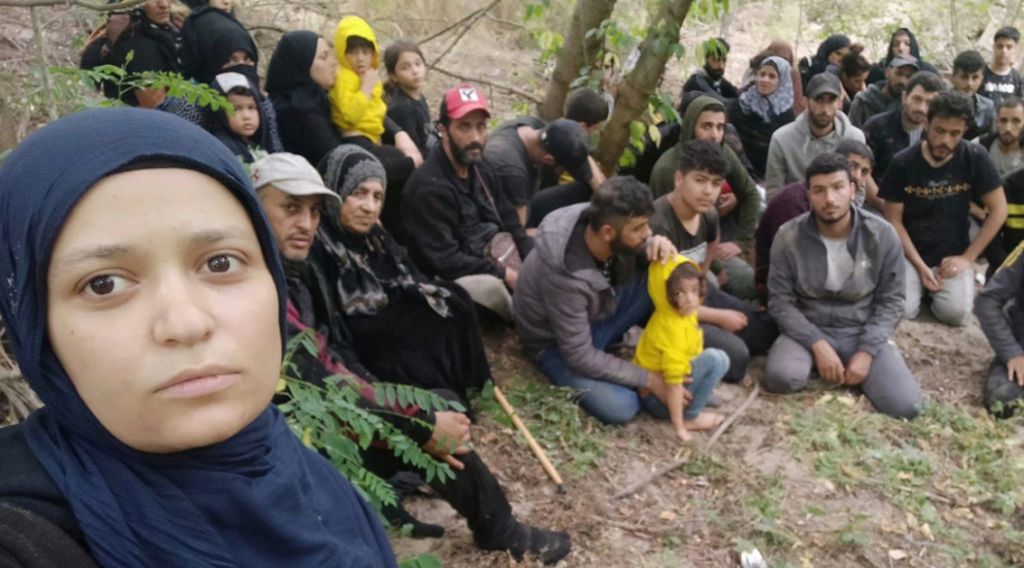 Εβρος: Γυναίκα πρόσφυγας αποκαλύπτει – Οι Τούρκοι μας έσπρωξαν σε δύο νησιά