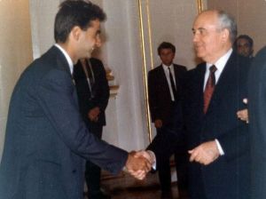 Μητσοτάκης για Γκορμπατσόφ: Προσπάθησε να αλλάξει ένα σύστημα που είχε ξεπεράσει τα όριά του