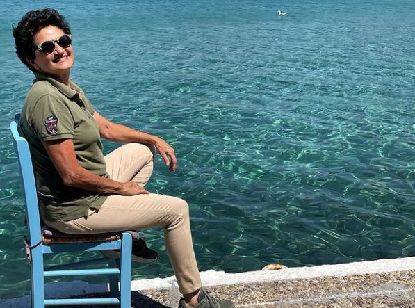 Άλκηστις Πρωτοψάλτη: Απολαμβάνει το καλοκαίρι στη Γαύδο