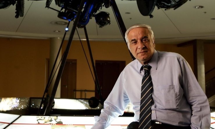 Διονύσης Σιμόπουλος: Υπέρμαχος της εκλαΐκευσης της επιστήμης