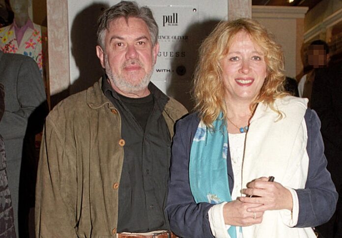 Νόρα Βαλσάμη: Εσπευσμένα στο νοσοκομείο ο σύζυγός της