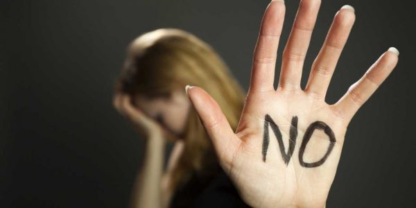 Σέριφος: Εντοπίστηκαν οι δύο άνδρες που κατήγγειλε 23χρονη για βιασμό