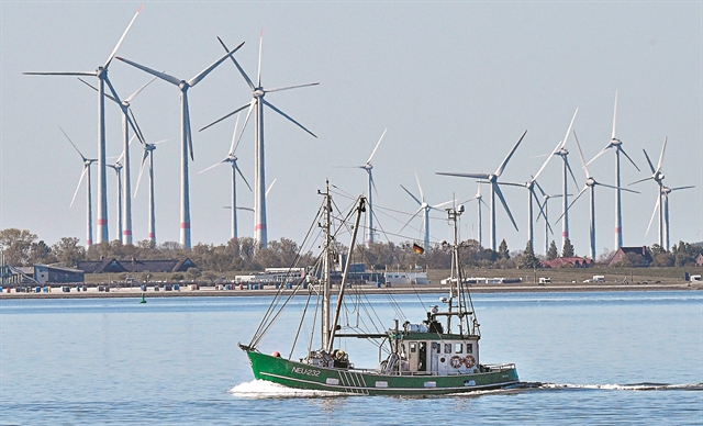 «Πράσινη συμμαχία» €9 δισ. με υπεράκτια αιολικά πάρκα