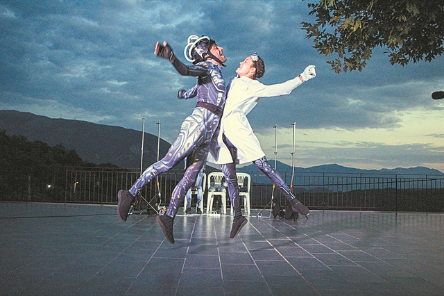 Η ΧΕΙΡΑΦΕΤΗΣΗ ΤΩΝ ΡΟΜΠΟΤ