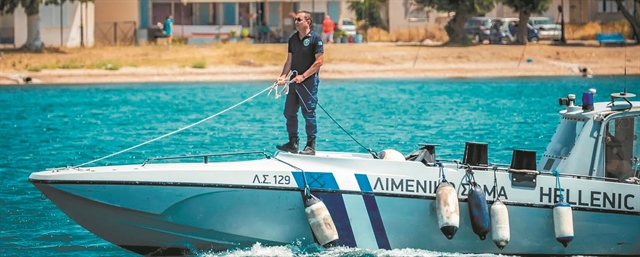 Η παρατηρητικότητα ενός καπετάνιου αποκάλυψε τις σορούς