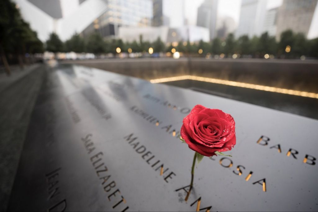 Είκοσι ένα χρόνια μετά οι ΗΠΑ τιμούν τη μνήμη των θυμάτων της 11ης Σεπτεμβρίου 2001
