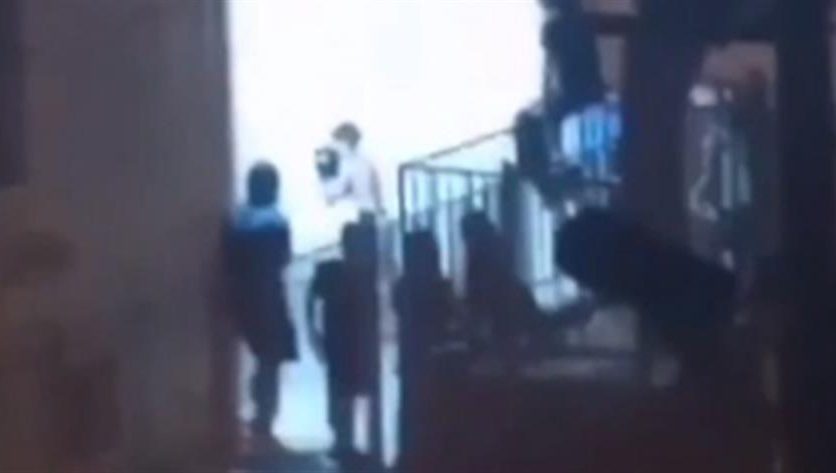 Παρέμβαση εισαγγελέα για αυτοσχέδιους αγώνες μποξ σε αυλή δημοτικού