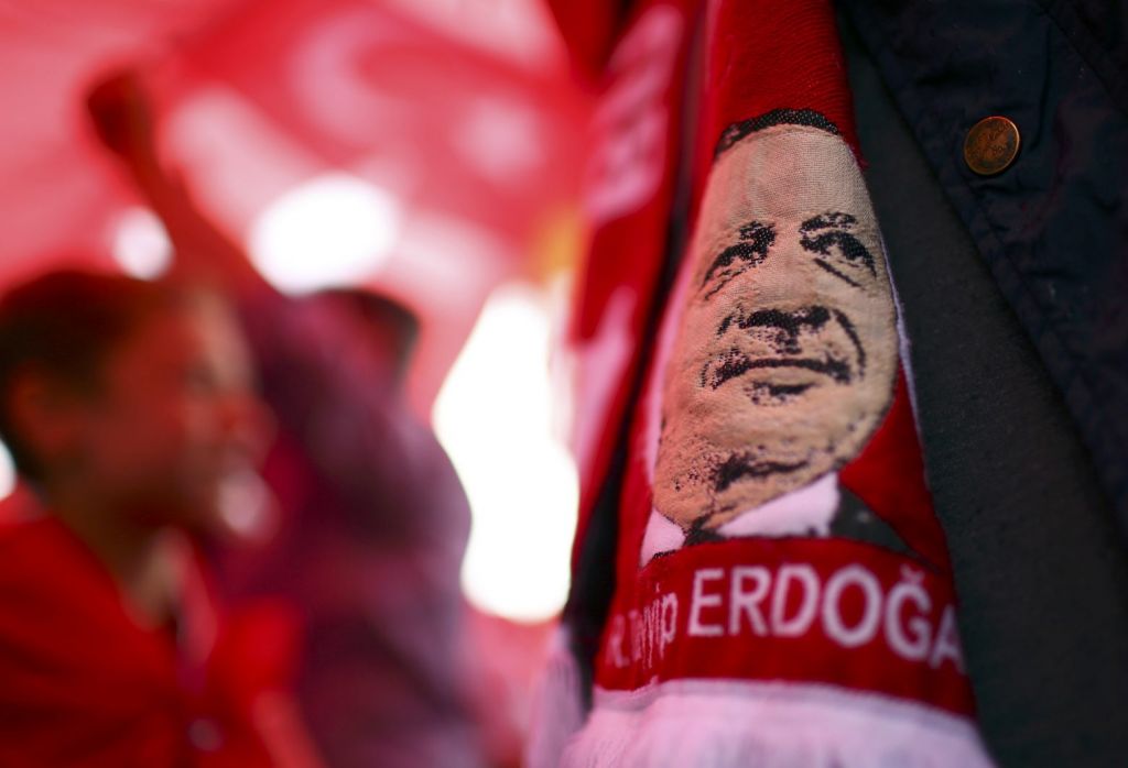 Ετζέ Τεμελκουράν στους New York Times: «Το καθεστώς Ερντογάν συνιστά μορφή μαζικής δικτατορίας»