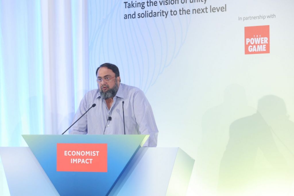 Μαρινάκης στον Economist: «Να επιταχύνουμε την πράσινη επανάσταση στη ναυτιλία»