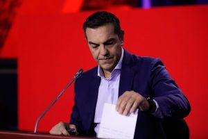 Επικό σαρδάμ Τσίπρα – Εκανε τον Παπαδάκη… Μητσοτάκη