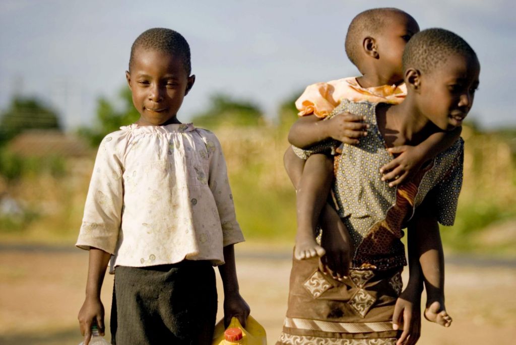 Η χώρα όπου οι κληρικοί καταδίκασαν εκατοντάδες παιδιά σε θάνατο από ιλαρά