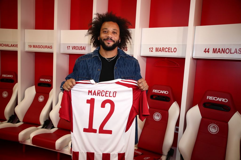 Ο Μαρσέλο πήρε στα χέρια του το «12» του Ολυμπιακού