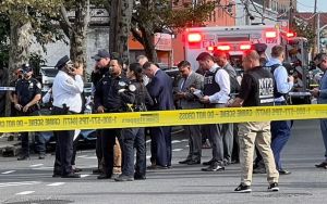 Μαχαίρωσε μέχρι θανάτου ηρωίδα των Δίδυμων Πύργων, την ώρα που έσωζε συγγενή του