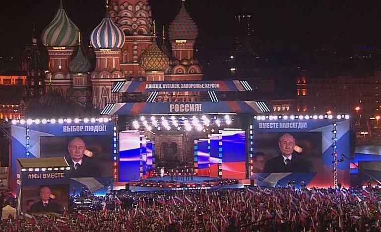 Βλαντίμιρ Πούτιν: «Καλώς ήρθατε στο σπίτι σας – Η νίκη θα είναι μαζί μας» | tanea.gr