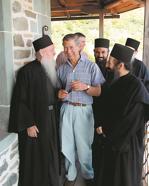 Οι συχνές επισκέψεις του Κάρολου στο Αγιον Ορος