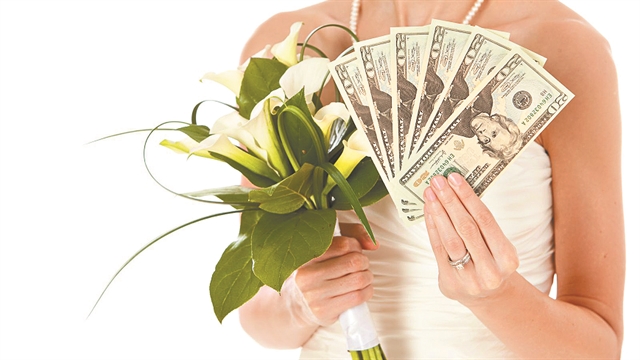 Μελλόνυμφοι στις ΗΠΑ:ζητούν μετρητά για δώρο γάμου | tanea.gr