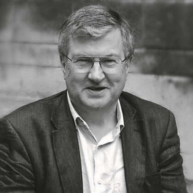 «Οι θεωρίες συνωμοσίας κέρδισαν με την τυπογραφία, το ραδιόφωνο, το Διαδίκτυο»