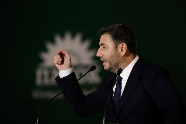 Ανδρουλάκης: «Ψεκασμένα σενάρια» τα περί τερατογένεσης του Μητσοτάκη