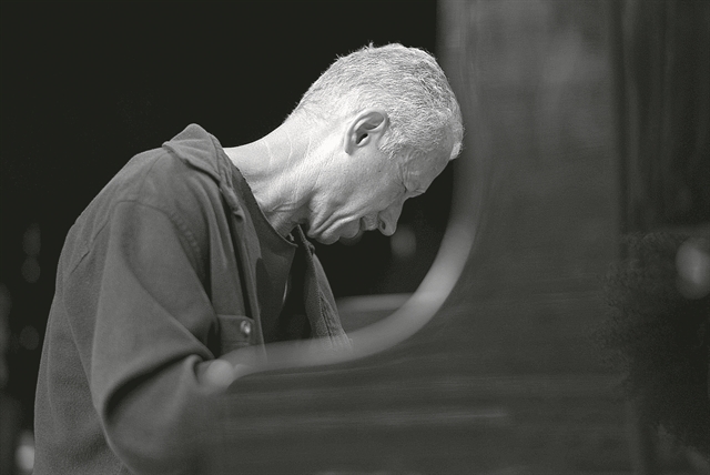 Ακούγοντας τον νέο Κιθ Τζάρετ