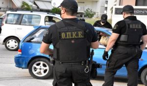 Ύποπτα περιστατικά έξω από τον Ερυθρό Σταυρό που νοσηλεύεται ο αρχηγός της συμμορίας του Ζωγράφου