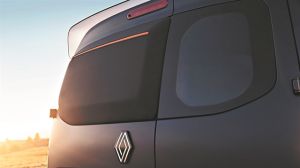 Με το βλέμμα στα ηλεκτρικά και το υδρογόνο