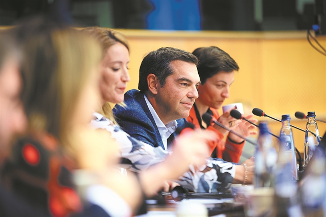 Από το think tank στις κάλπες