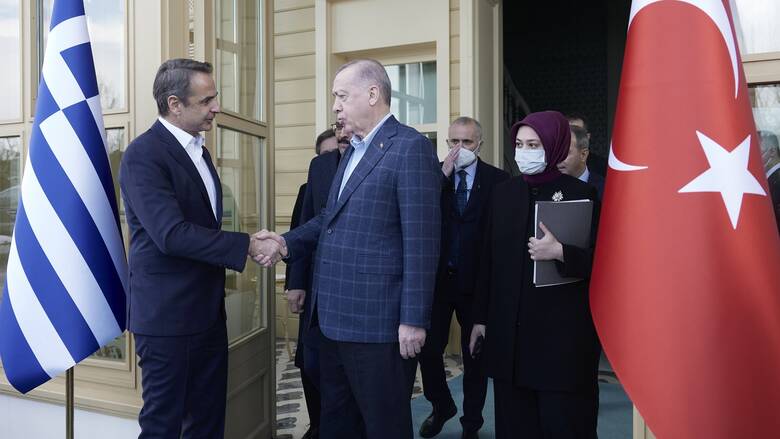 Το μήνυμα Μητσοτάκη στους Τούρκους πολίτες και η δημοσκόπηση που δεν αρέσει στον Ερντογάν