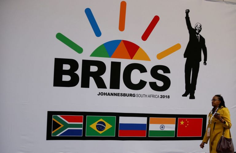 Η Ρωσία θέλει κοινό νόμισμα με τις χώρες BRICS | tanea.gr
