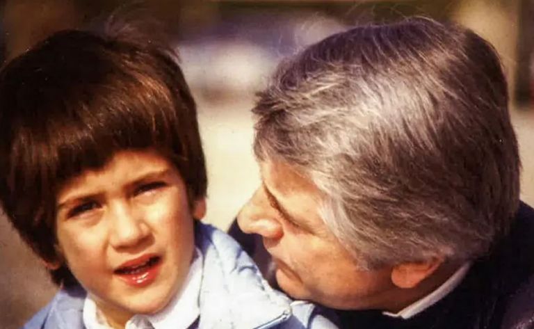 Παύλος Μπακογιάννης: Η ανάρτηση του Κώστα Μπακογιάννη για τα 33 χρόνια από τη δολοφονία του | tanea.gr