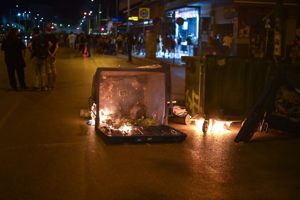 Incidente in afara Postului de Politie Omonia: Doi raniti, unul arestat - anunt ELAS