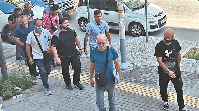 Απάτες και αυταπάτες