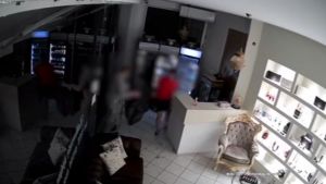 Δήμητρα Κατσαφάδου: Βίντεο ντοκουμέντο από τη διάρρηξη στο μαγαζί της