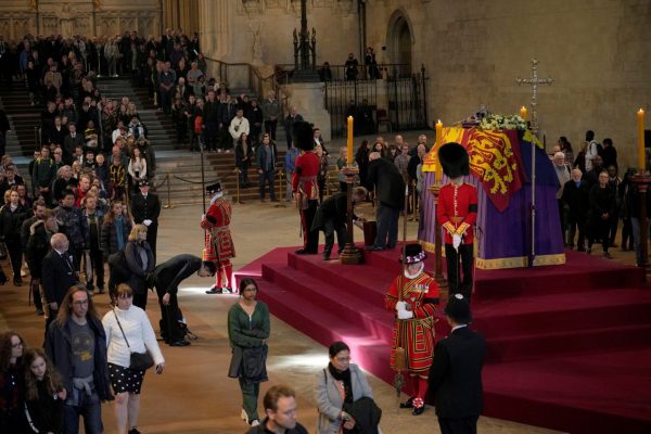 Βασίλισσα Ελισάβετ: Ολα όσα πρέπει να ξέρετε για την κηδεία – Το πρόγραμμα και οι υψηλοί προσκεκλημένοι