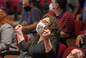 Μάγδα Φύσσα: Η μάνα-σύμβολο που υψώνει τη γροθιά της κατά του φασισμού – Όλα θα ήταν δυσκολότερα χωρίς εσένα