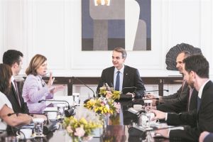 Κινήσεις για νέο γεωπολιτικό ρόλο