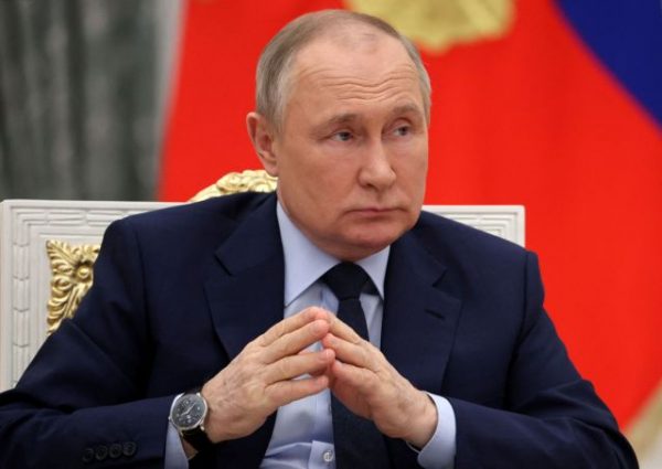 ΕΕ για Πούτιν: Είναι σε απόγνωση και «τζογάρει επικίνδυνα με τα πυρηνικά»