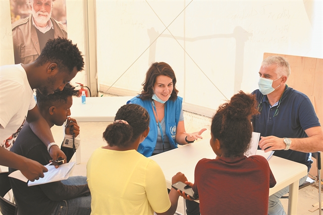 66 πρόσφυγες αποκτούν δουλειά στη Λέσβο