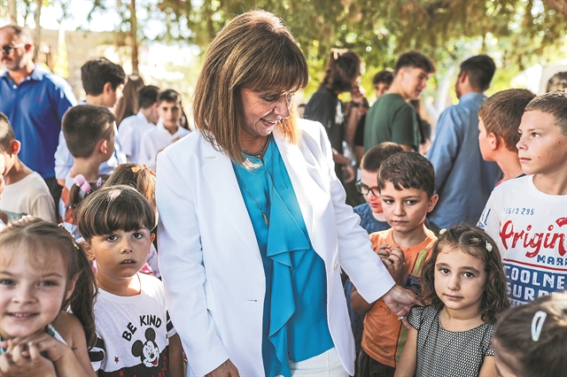 Πόλωση ως την πόρτα του Προεδρικού
