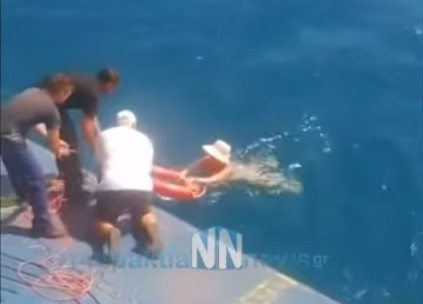 Ρίο Αντίρριο: Δύο γυναίκες σώθηκαν από ferry boat | tanea.gr