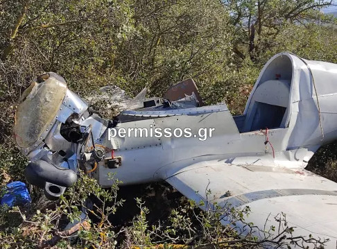 Συντριβή μονοκινητήριου αεροσκάφους κοντά στην ΕΟ Αθηνών-Λαμίας – Νεκρός ο πιλότος