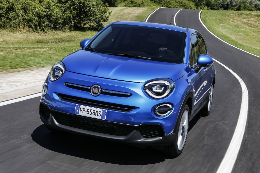 FIAT 500X: Νέες εκδόσεις και πακέτα εξοπλισμού για το ιταλικό SUV