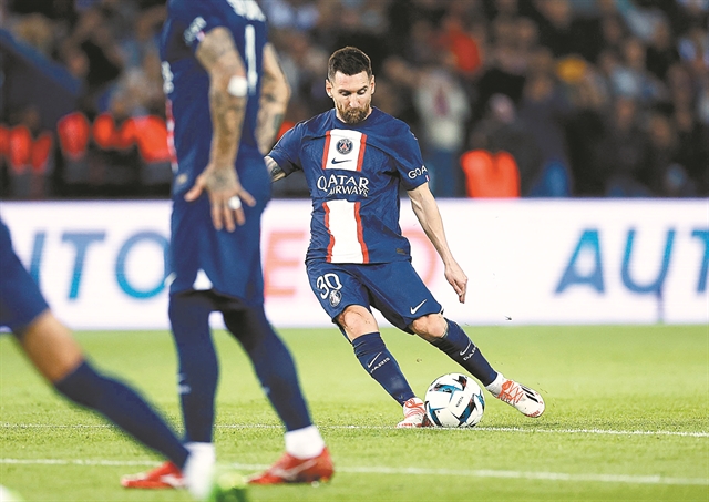 Ξανά προς τη δόξα