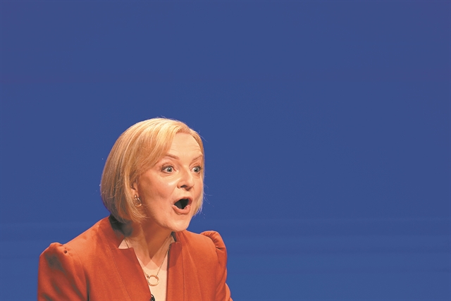 Στο κανναβάτσο η βρετανίδα πρωθυπουργός