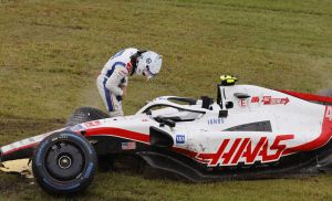 Γκραν πρι Ιαπωνίας: Ατύχημα για τον Μικ Σουμάχερ στα ελεύθερα δοκιμαστικά