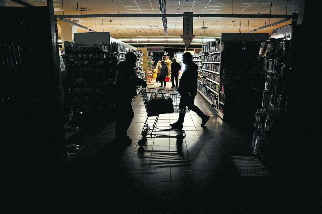 Μίνι μπλακάουτ λόγω ρωσικών επιθέσεων