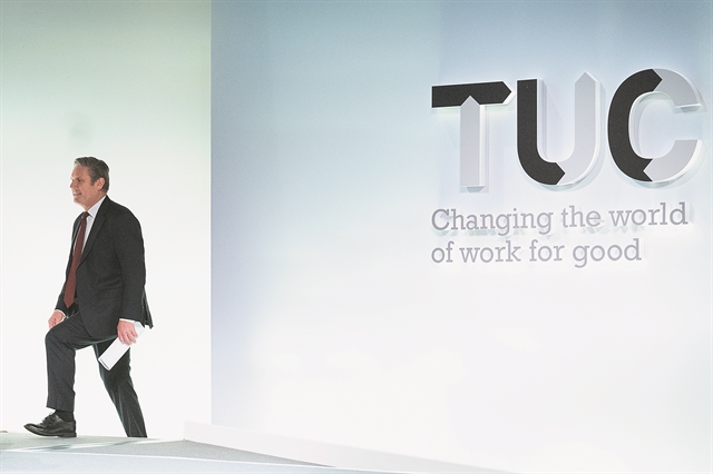 Περιμένοντας τον Προεπιλεγμένο Ψηφοφόρο